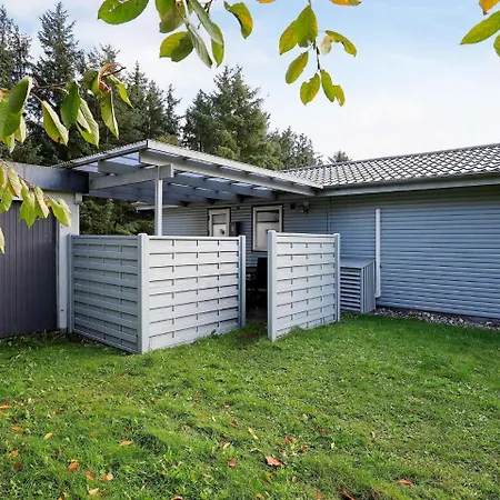 Two-bedroom Holiday In Hojslev 5 *