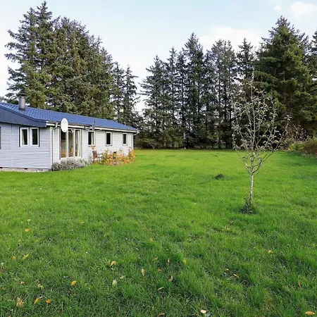Holiday home Two-bedroom Holiday In Hojslev 5 *