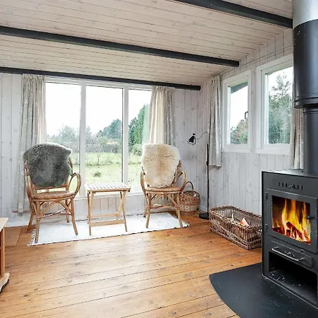 Two-bedroom Holiday In Hojslev 5 *