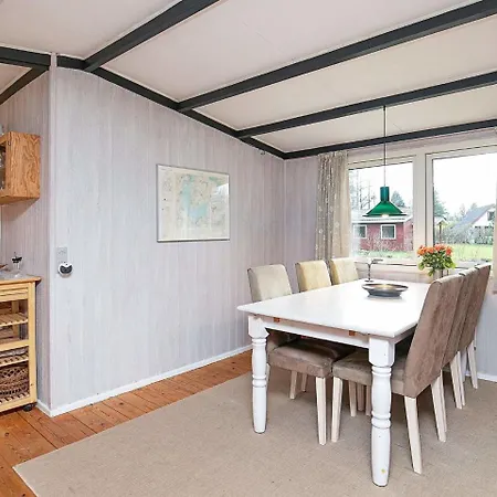 Two-bedroom Holiday In Hojslev 5
